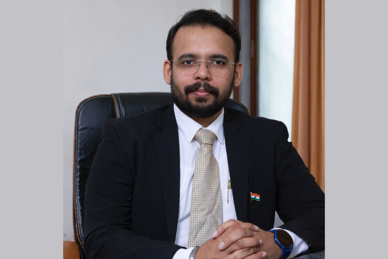 Adv Gaurav S. Mahajani 